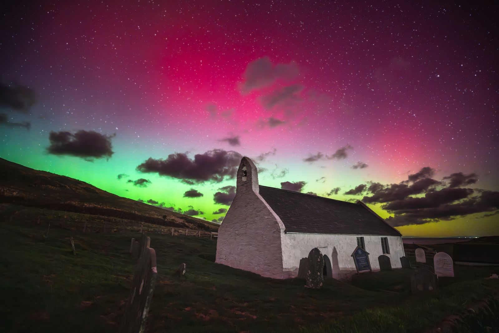 Aurora at Mwnt